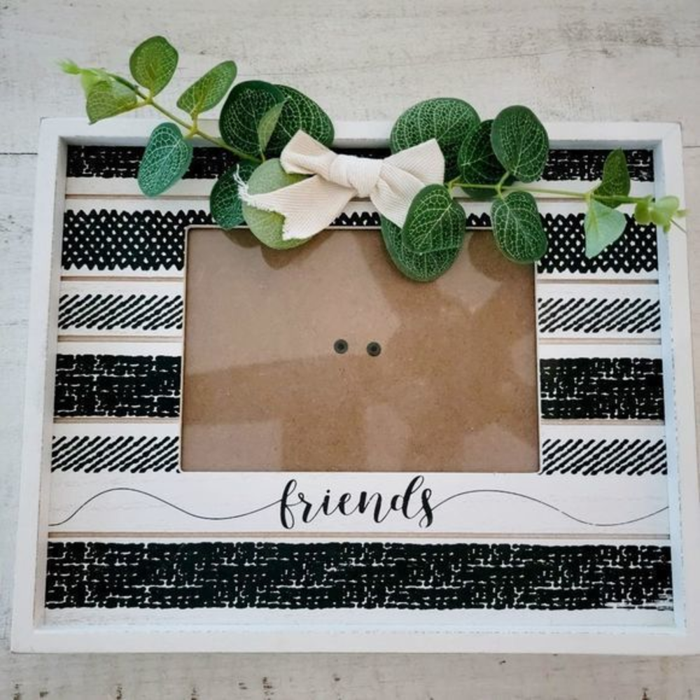 Wooden picture frame "FRIENDS" black white stripes Farmhouse style 4x6